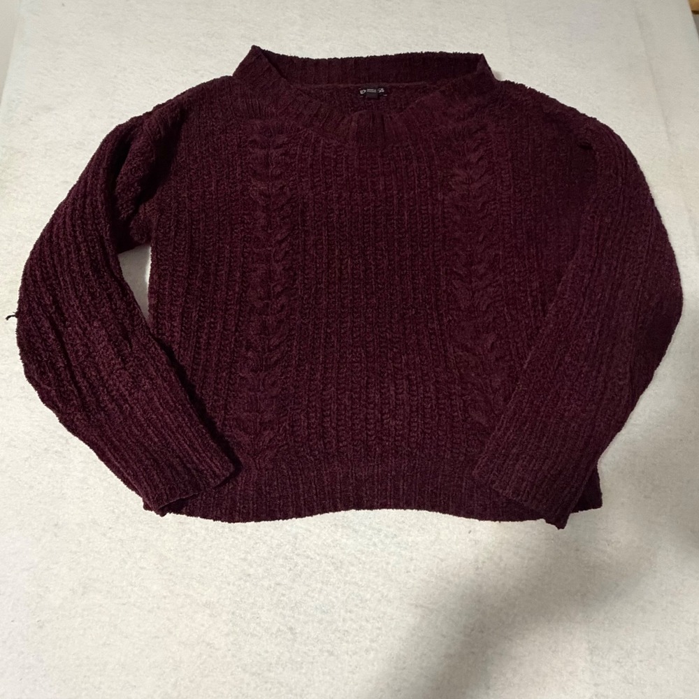 Express Womens Burgundy Chenille Cable Knit Pullover Sweater Size M Wine Red